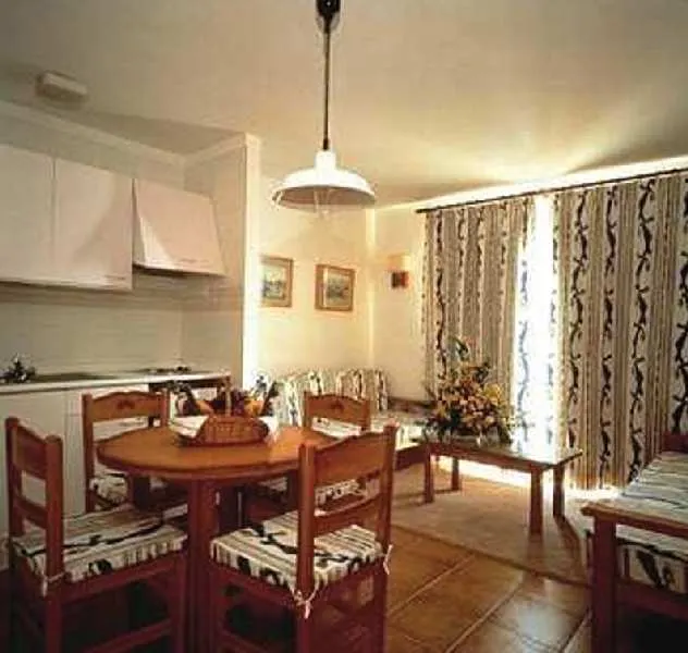 Globales Apartamentos Cala Viñas